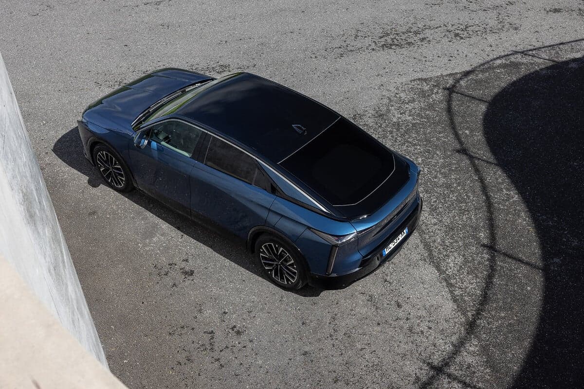 DS N8 exterior 23