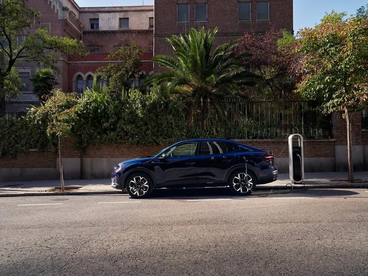 Citroen C4 exterior 14