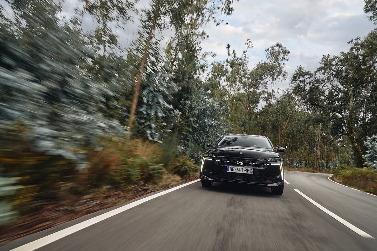 DS N4 exterior 26