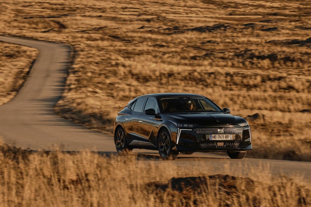 DS N4 exterior 43