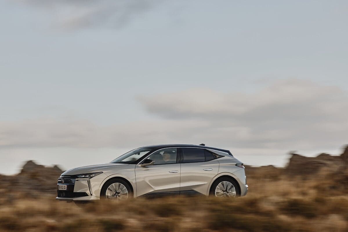 DS N4 exterior 95