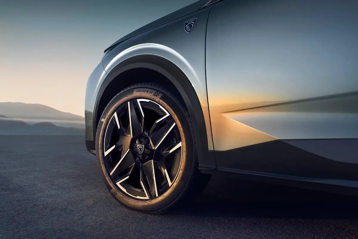 Peugeot 5008 exterior 5