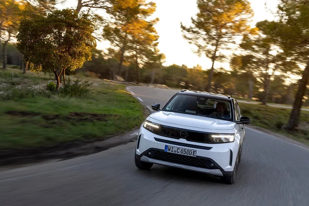 Opel Frontera exterior 12