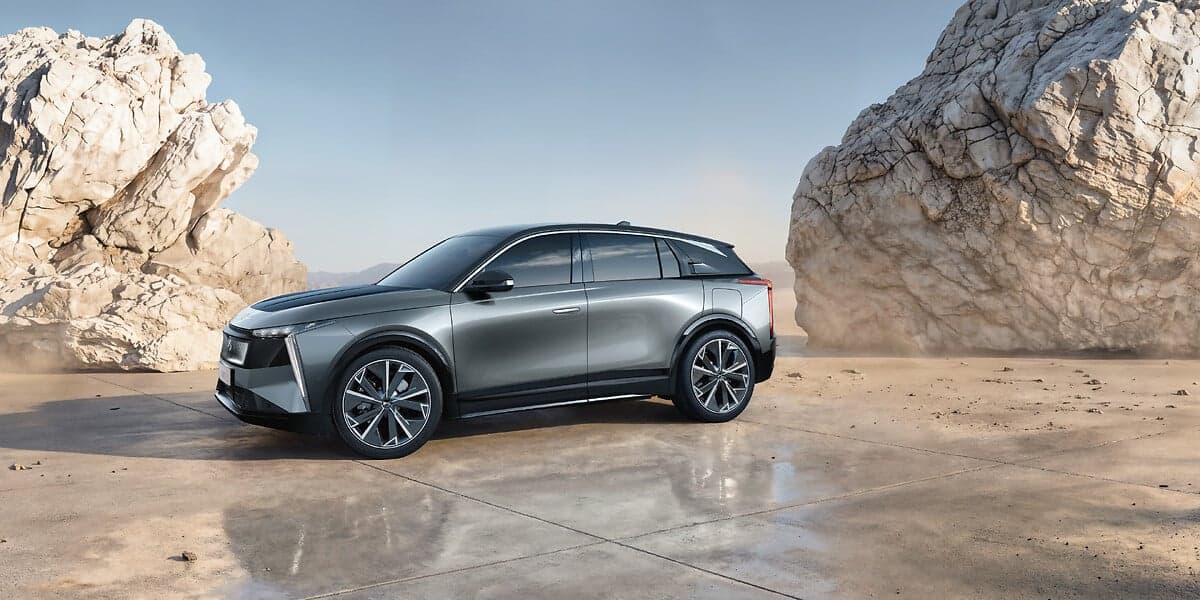 DS 7 exterior 1