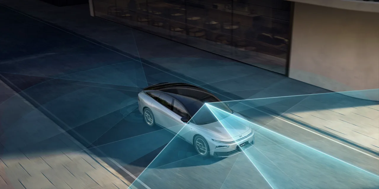 Senzorii XPILOT ASSIST ai XPeng P7+